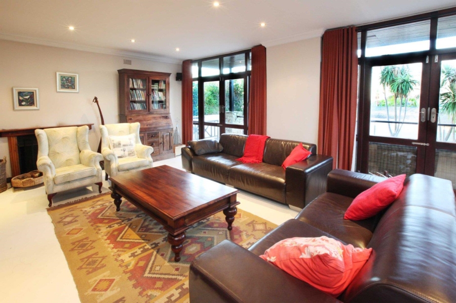 4 Bedroom Property for Sale in Welgemoed Western Cape